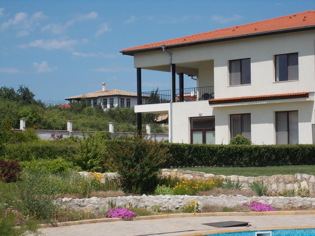 Villa Ketli Apartment Bliznatsi Buitenkant foto