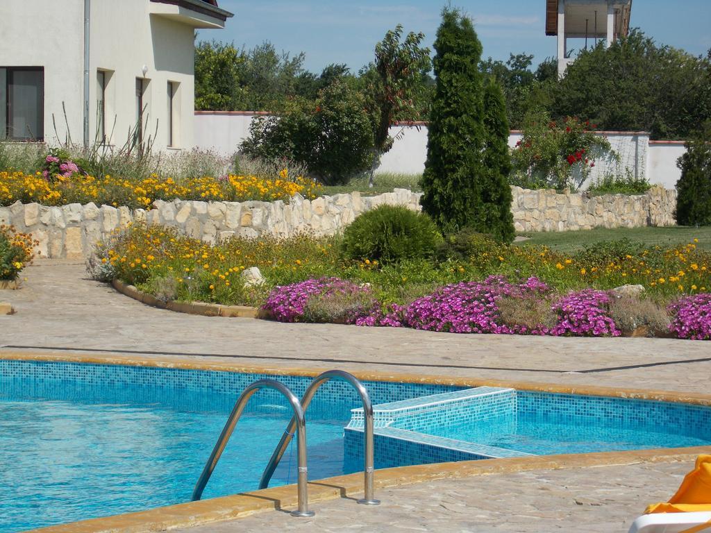 Villa Ketli Apartment Bliznatsi Buitenkant foto