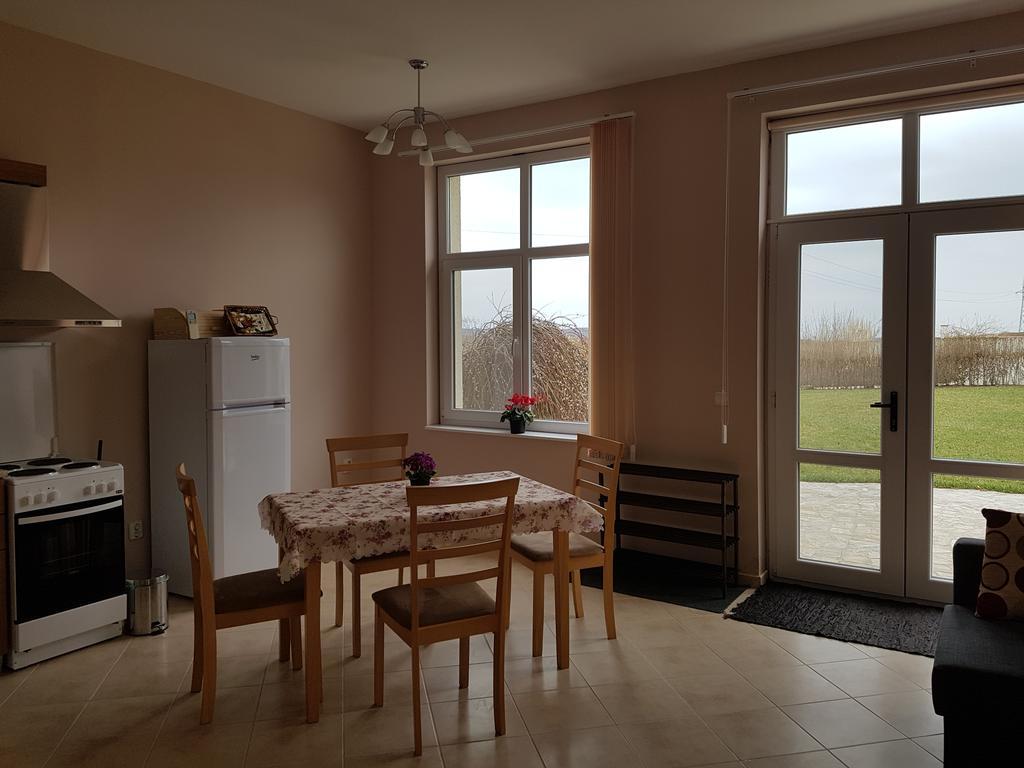 Villa Ketli Apartment Bliznatsi Kamer foto
