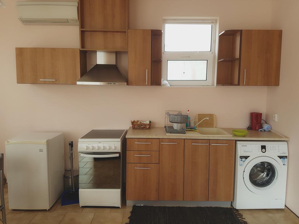 Villa Ketli Apartment Bliznatsi Buitenkant foto